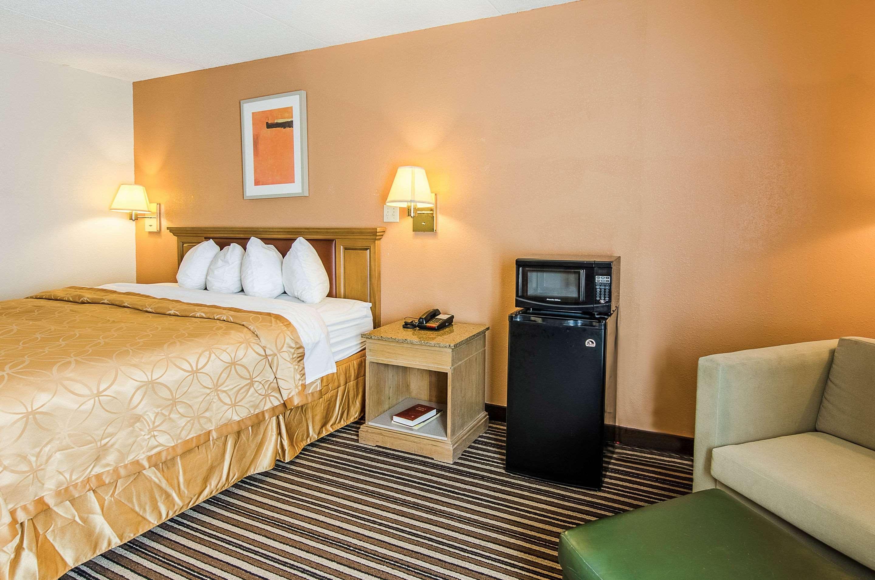Econo Lodge Inn & Suites Norton Dış mekan fotoğraf