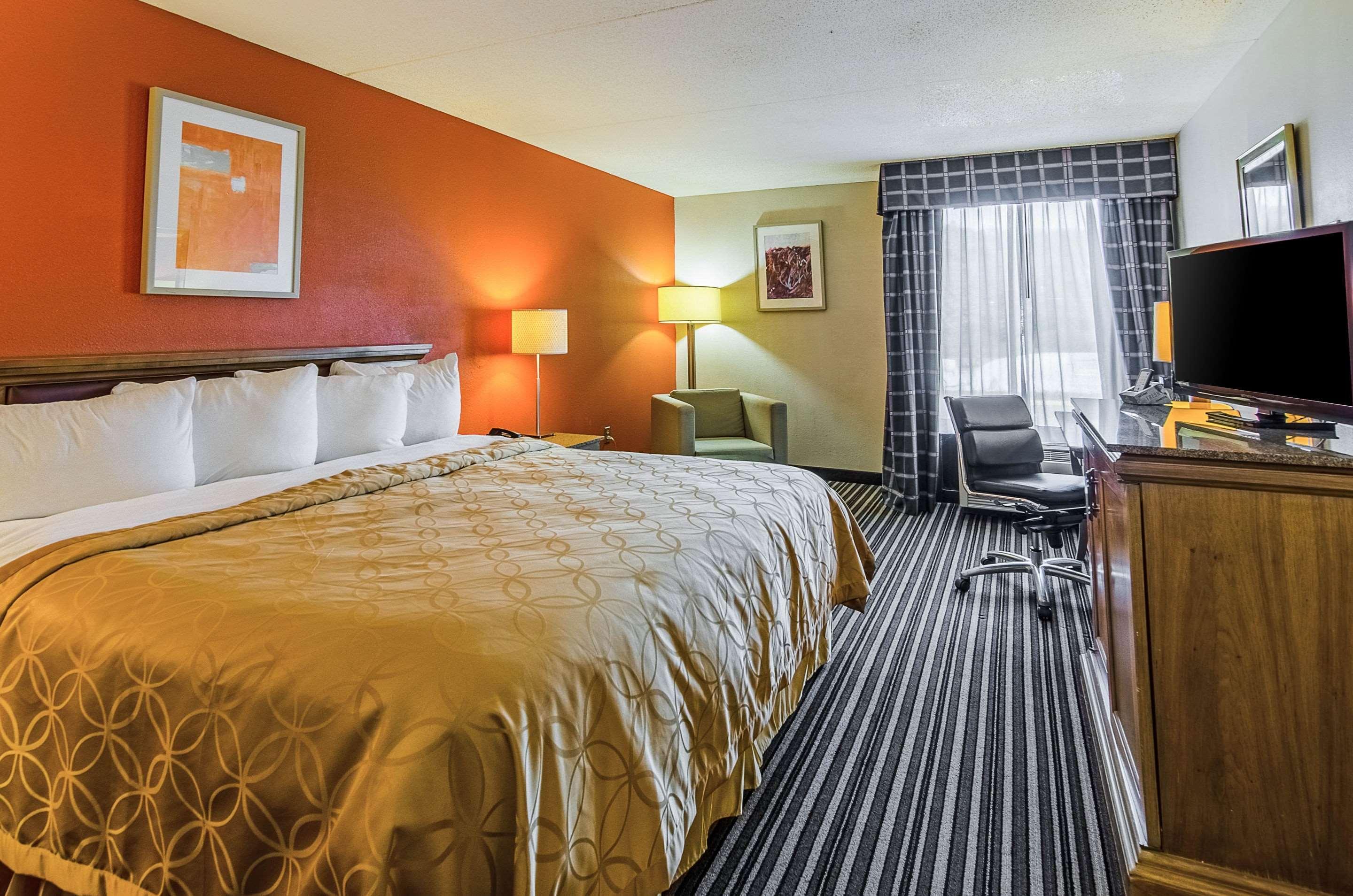 Econo Lodge Inn & Suites Norton Dış mekan fotoğraf