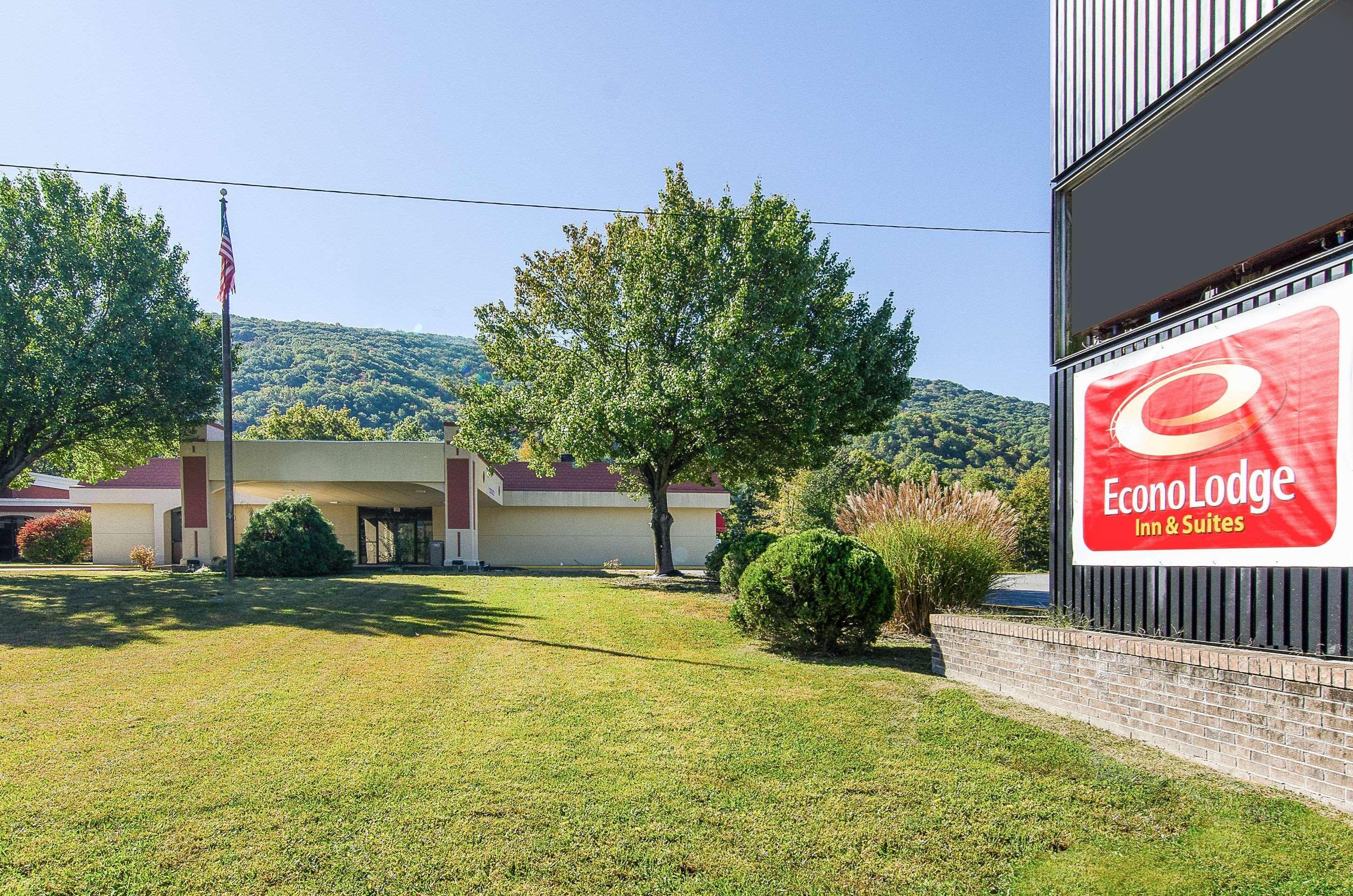 Econo Lodge Inn & Suites Norton Dış mekan fotoğraf
