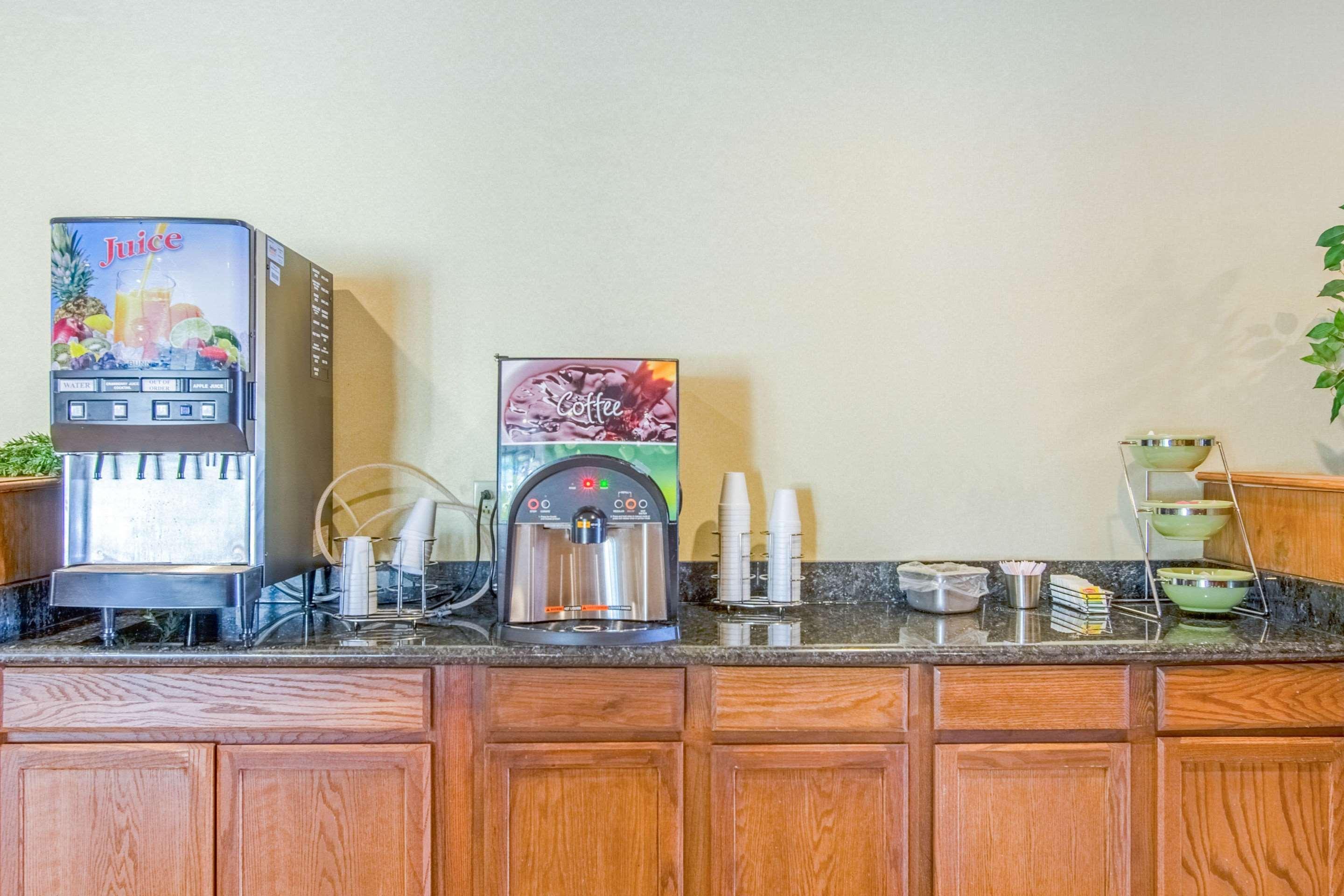 Econo Lodge Inn & Suites Norton Dış mekan fotoğraf