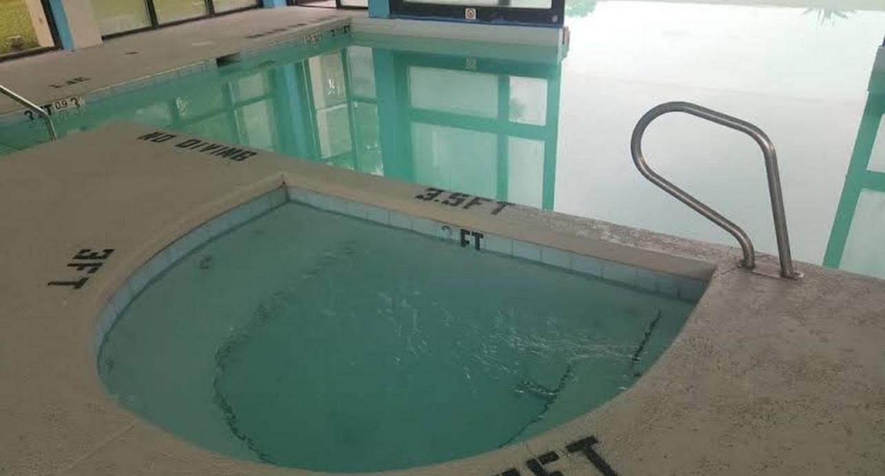 Econo Lodge Inn & Suites Norton Dış mekan fotoğraf