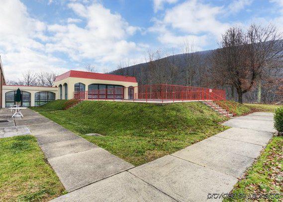 Econo Lodge Inn & Suites Norton Dış mekan fotoğraf