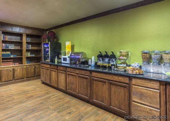Econo Lodge Inn & Suites Norton Dış mekan fotoğraf