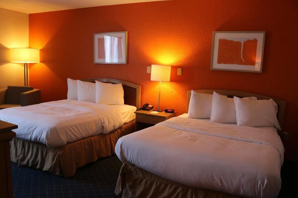 Econo Lodge Inn & Suites Norton Dış mekan fotoğraf